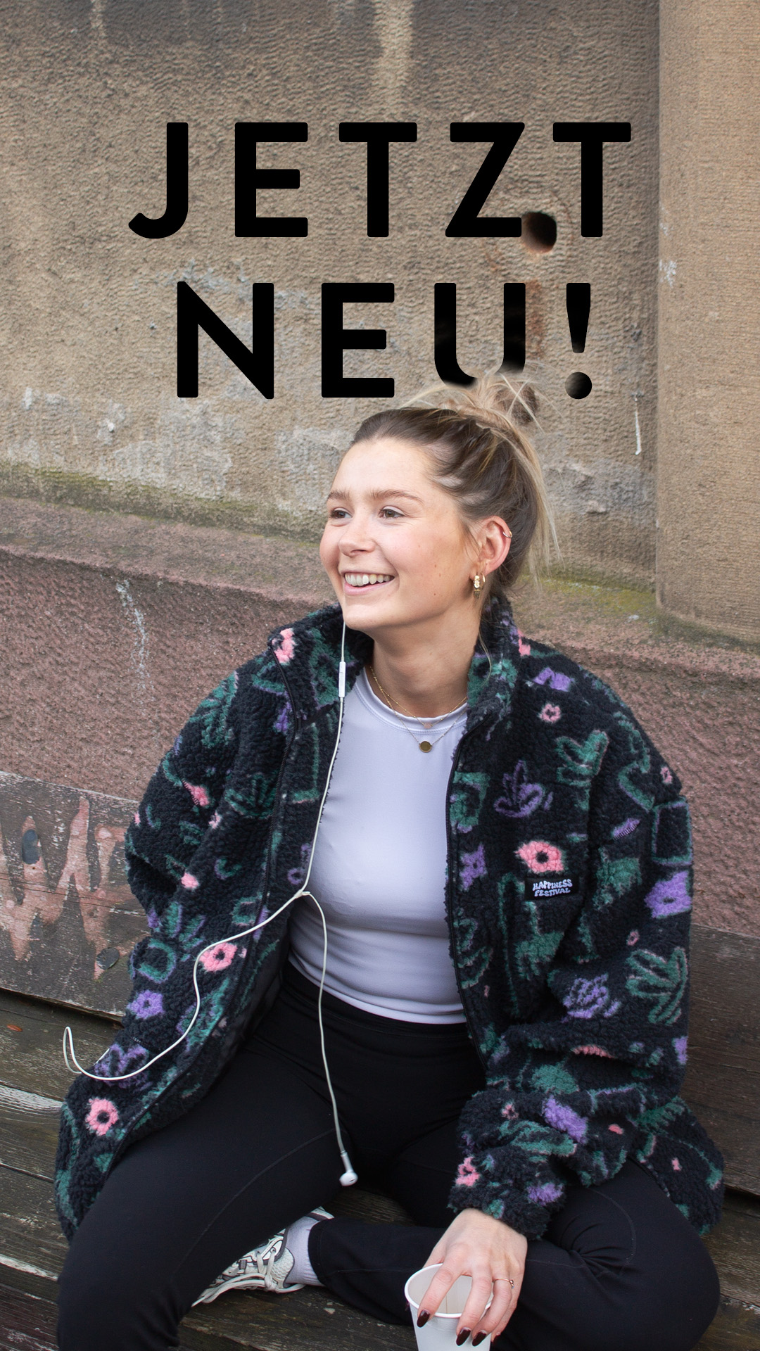 Die Happiness Festival Fleecejacke - jetzt im Shop erhältlich